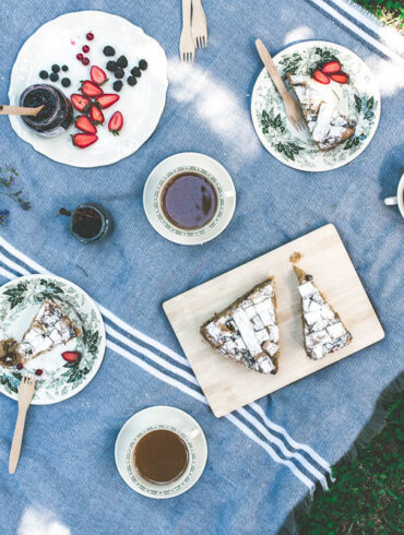 picnic con piezas de la cartuja